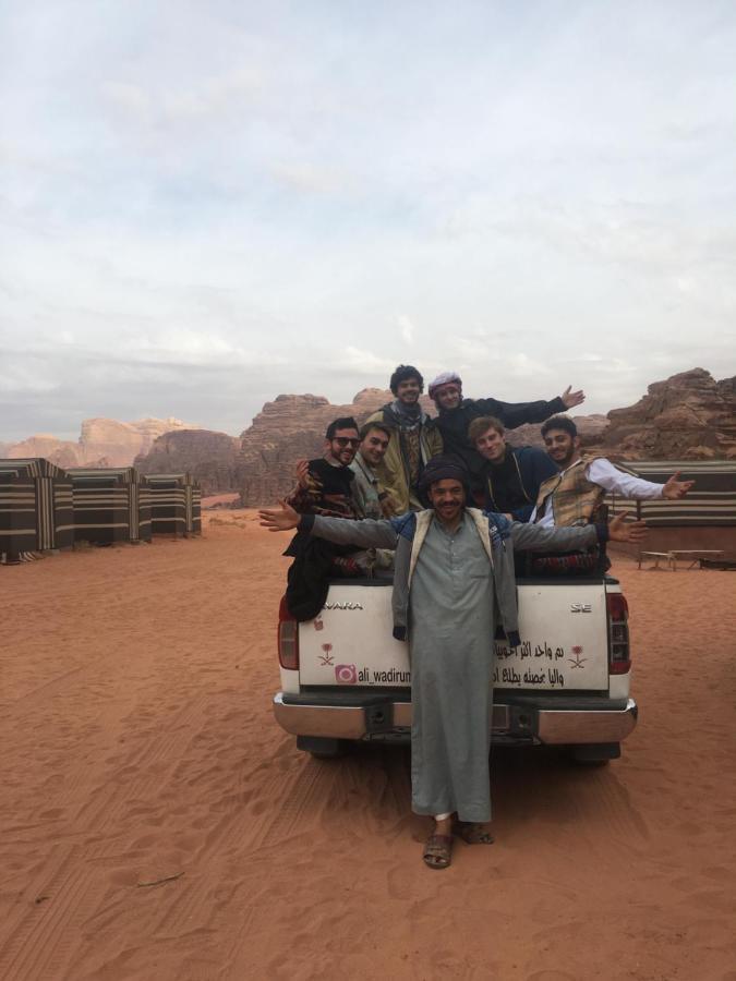 Bedouin Memories Camp Ξενοδοχείο Ουάντι Ραμ Εξωτερικό φωτογραφία