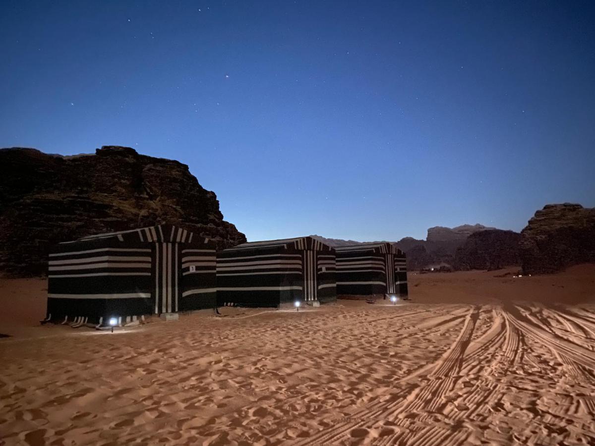 Bedouin Memories Camp Ξενοδοχείο Ουάντι Ραμ Εξωτερικό φωτογραφία